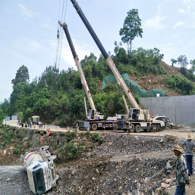 博尔塔拉博尔塔拉24小时应急道路救援吊装吊装现场实拍
